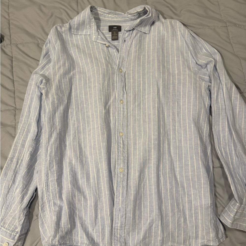 H&M Blue and White Casual Button Down Shirt